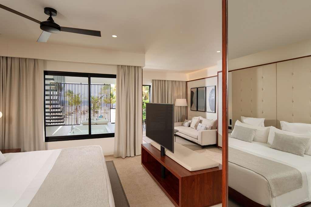 Live Aqua Beach Resort Punta Cana Room photo