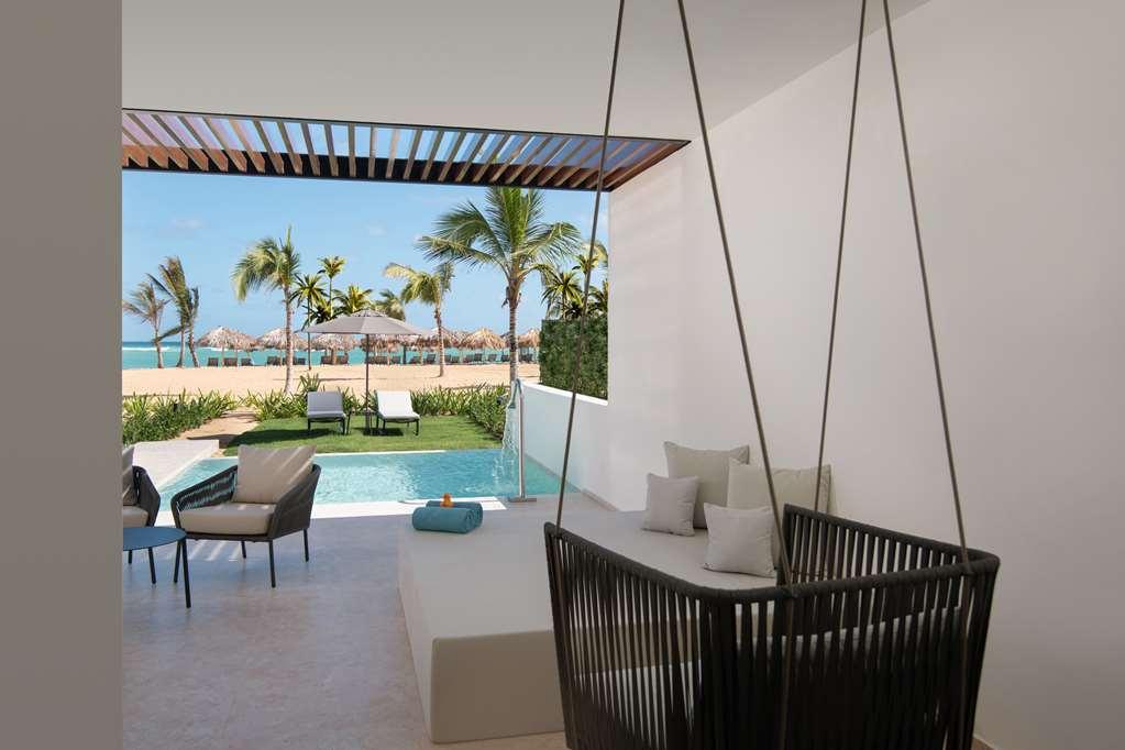 Live Aqua Beach Resort Punta Cana Room photo